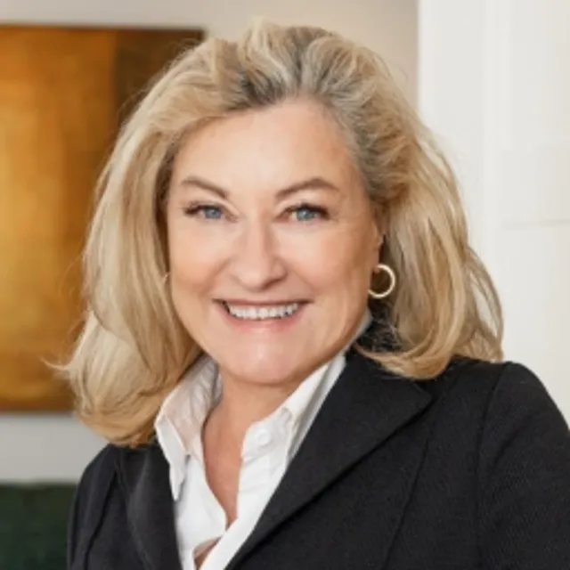 Portrait of Patti Cohn